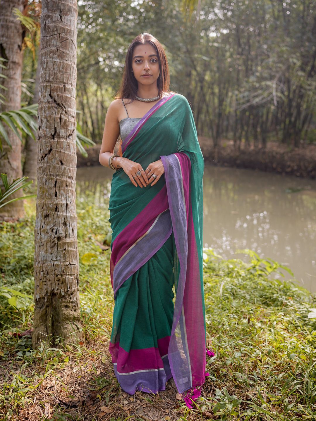 

Suta Green Color Cotton Zari Saree