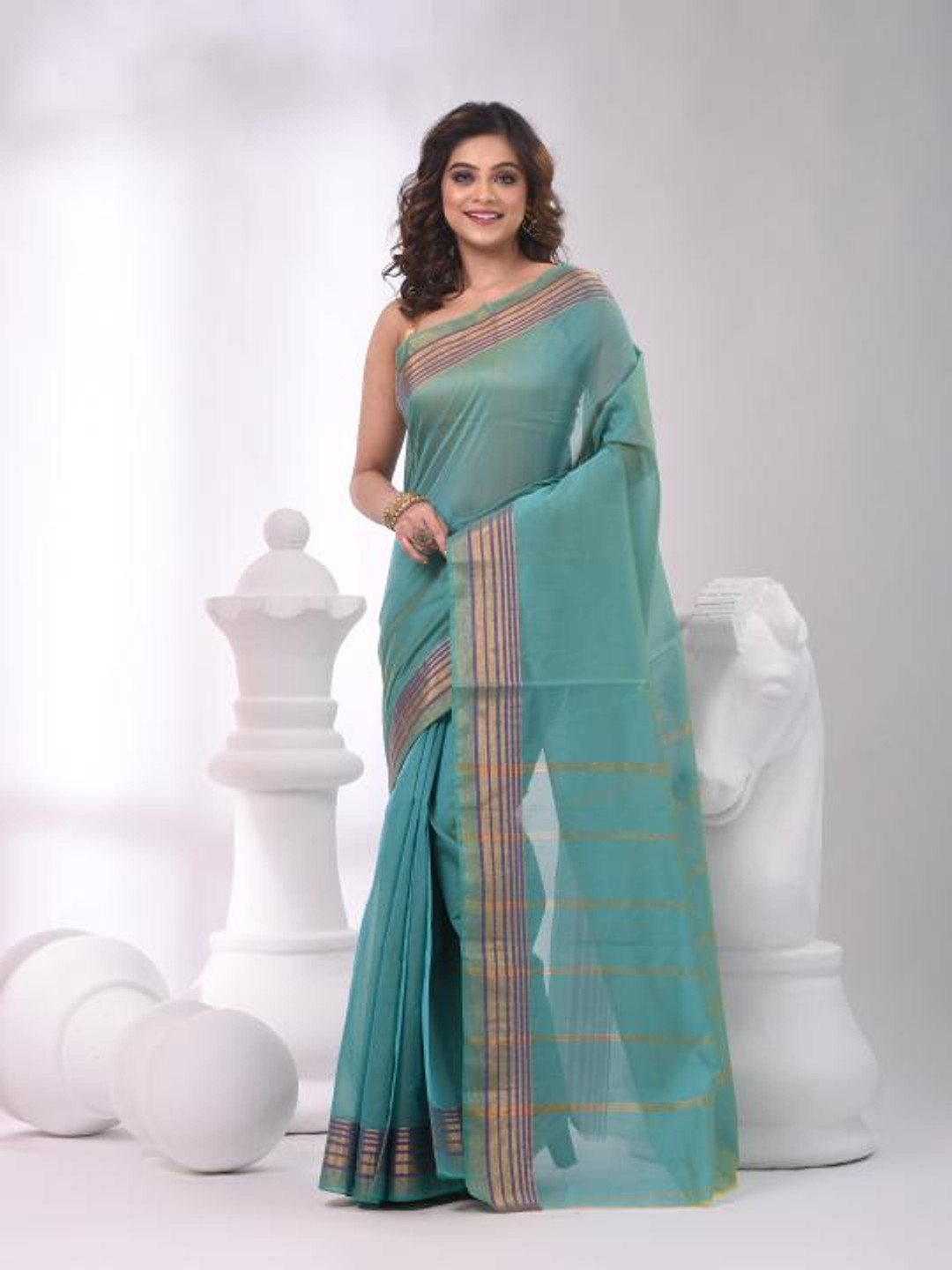 

VIBHAVARI Saree, Blue