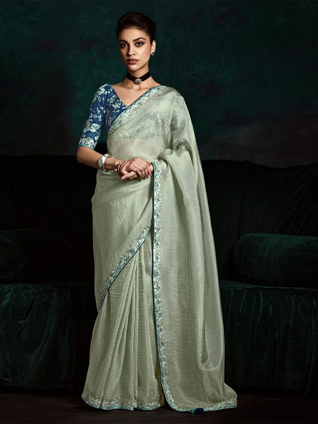 

MySilkLove Embroidered Tissue Saree, Green