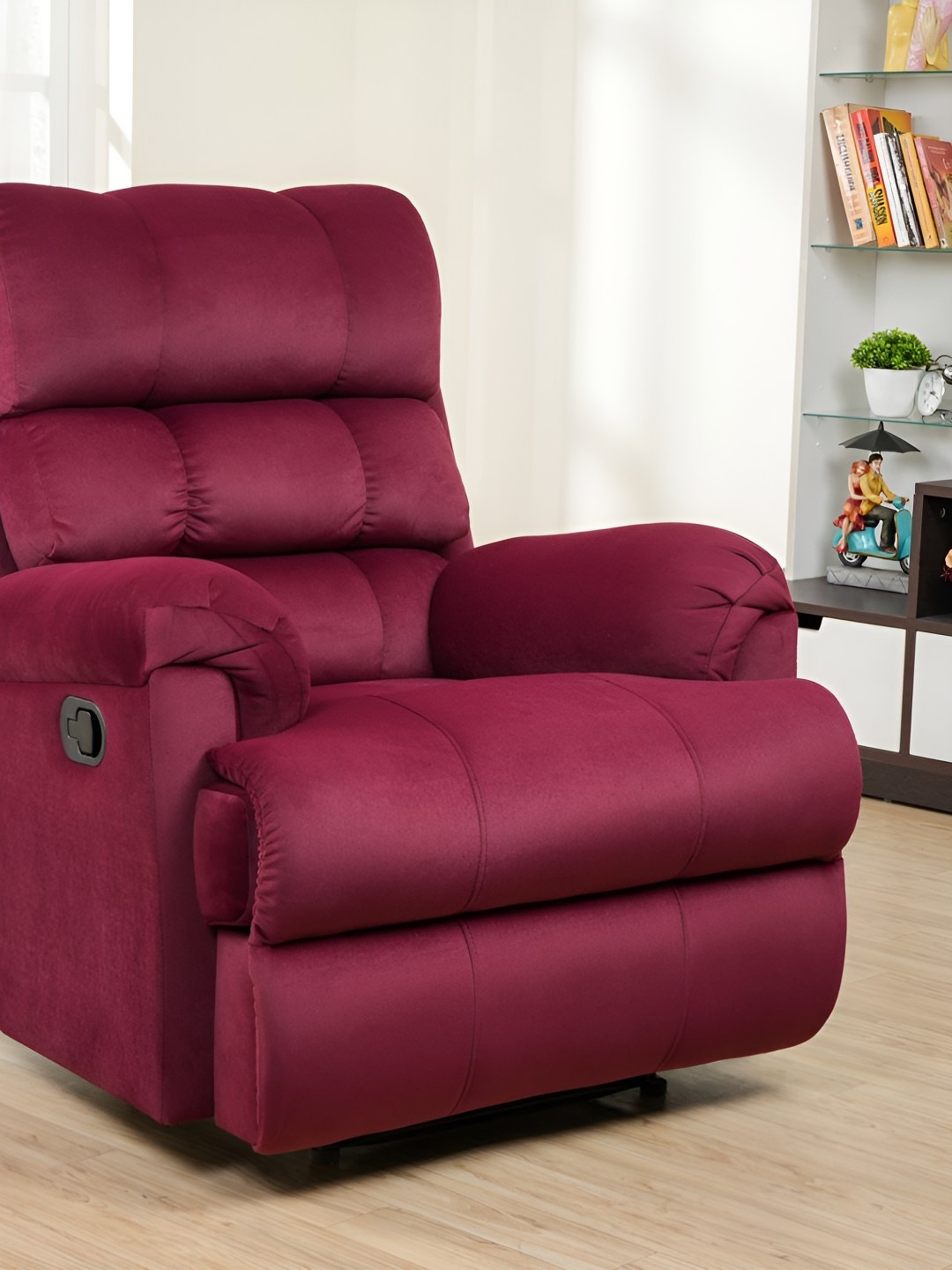 

SOLIS Royale - The Desired Comfort Fabric Manual Recliner, Maroon