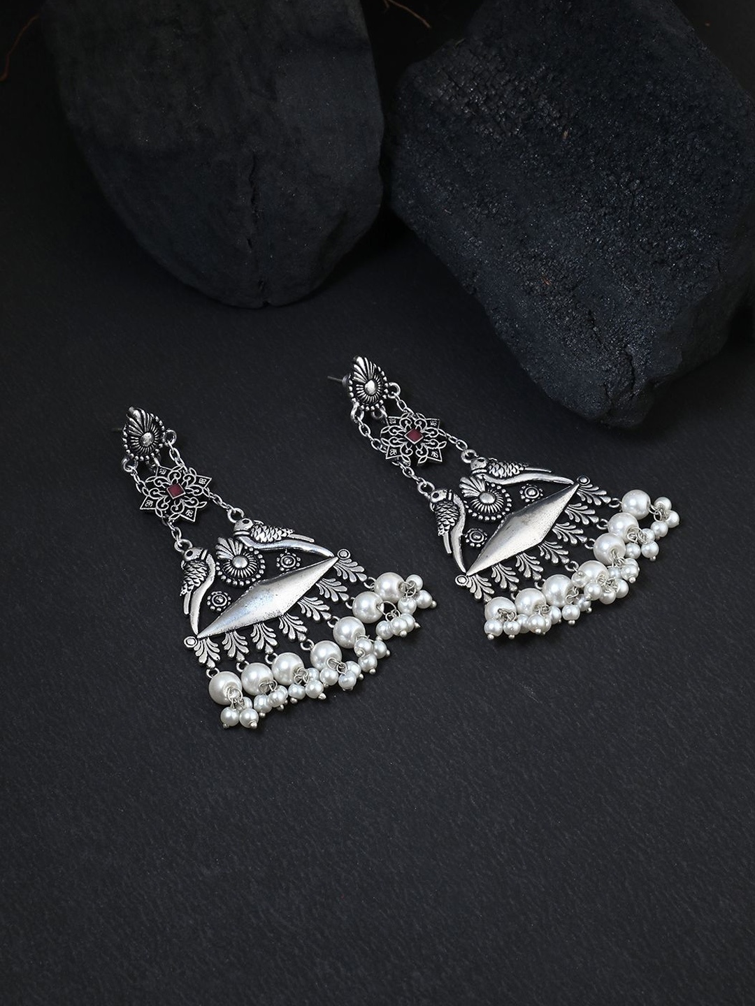 

Sangria White Silver-Plated Pearls Beaded Classic Shaped Oxidised Drop Earrings