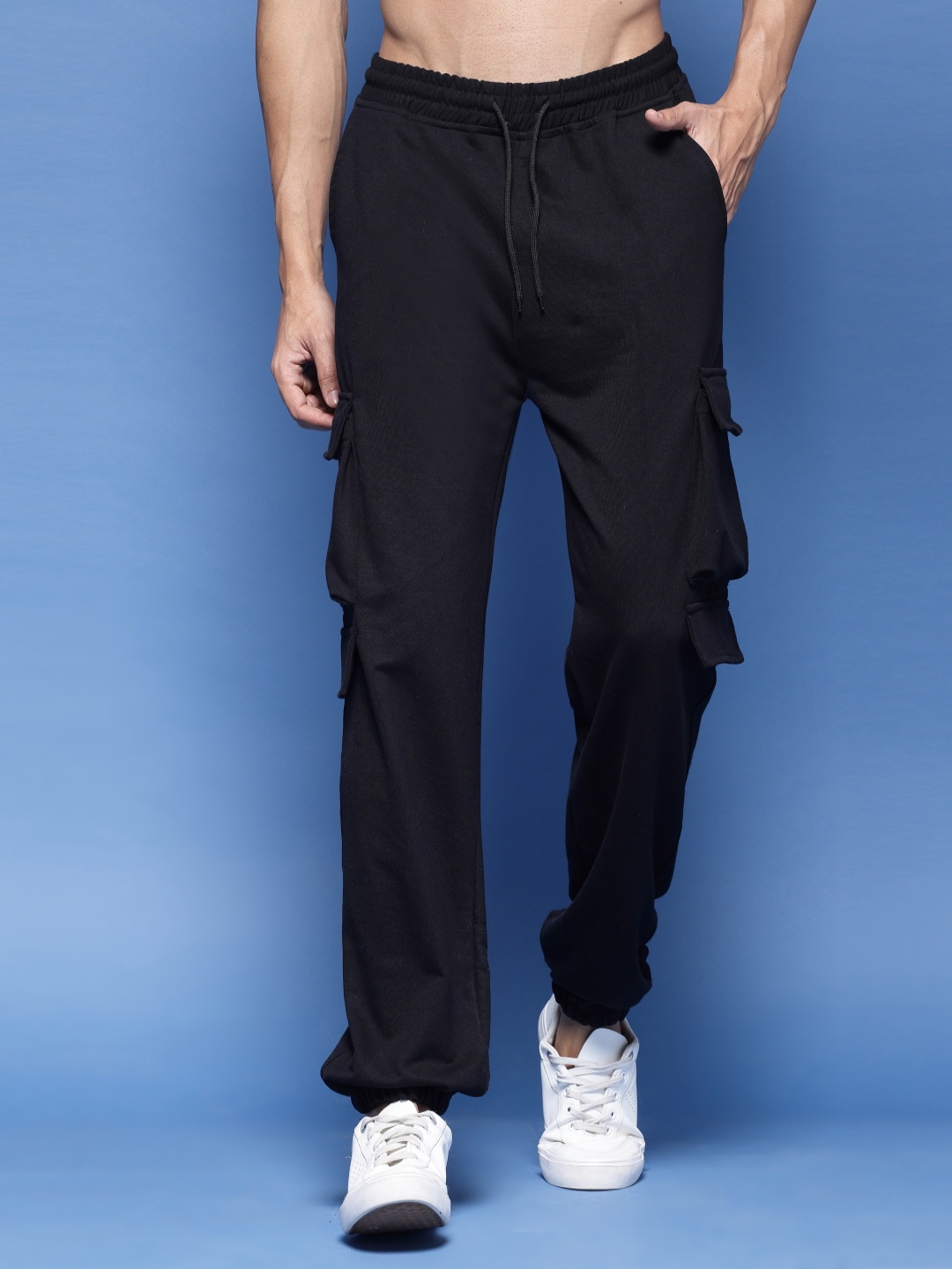 

FLYNOFF Men Relaxed Loose Fit Mid-Rise Easy Wash Cargo Styles Joggers, Black