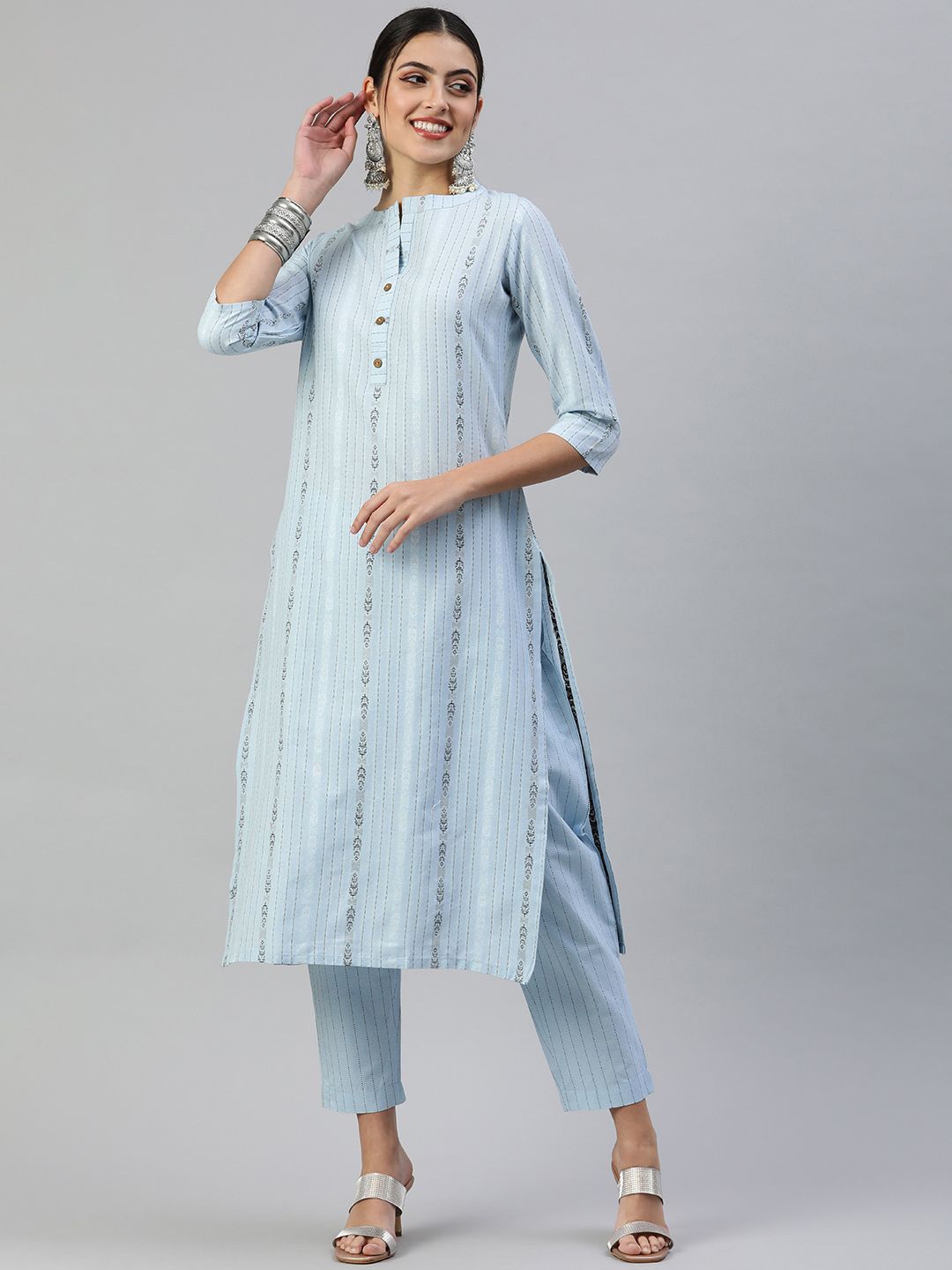 

Fourleaf Women Striped Regular Thread Work Kurta with Trousers, Blue