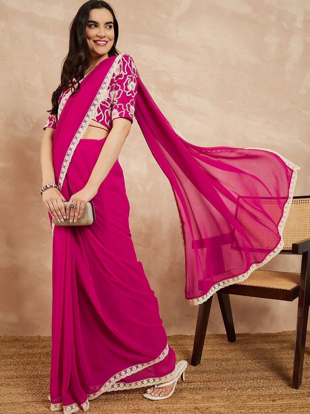 

HERE&NOW Embroidered Saree, Pink