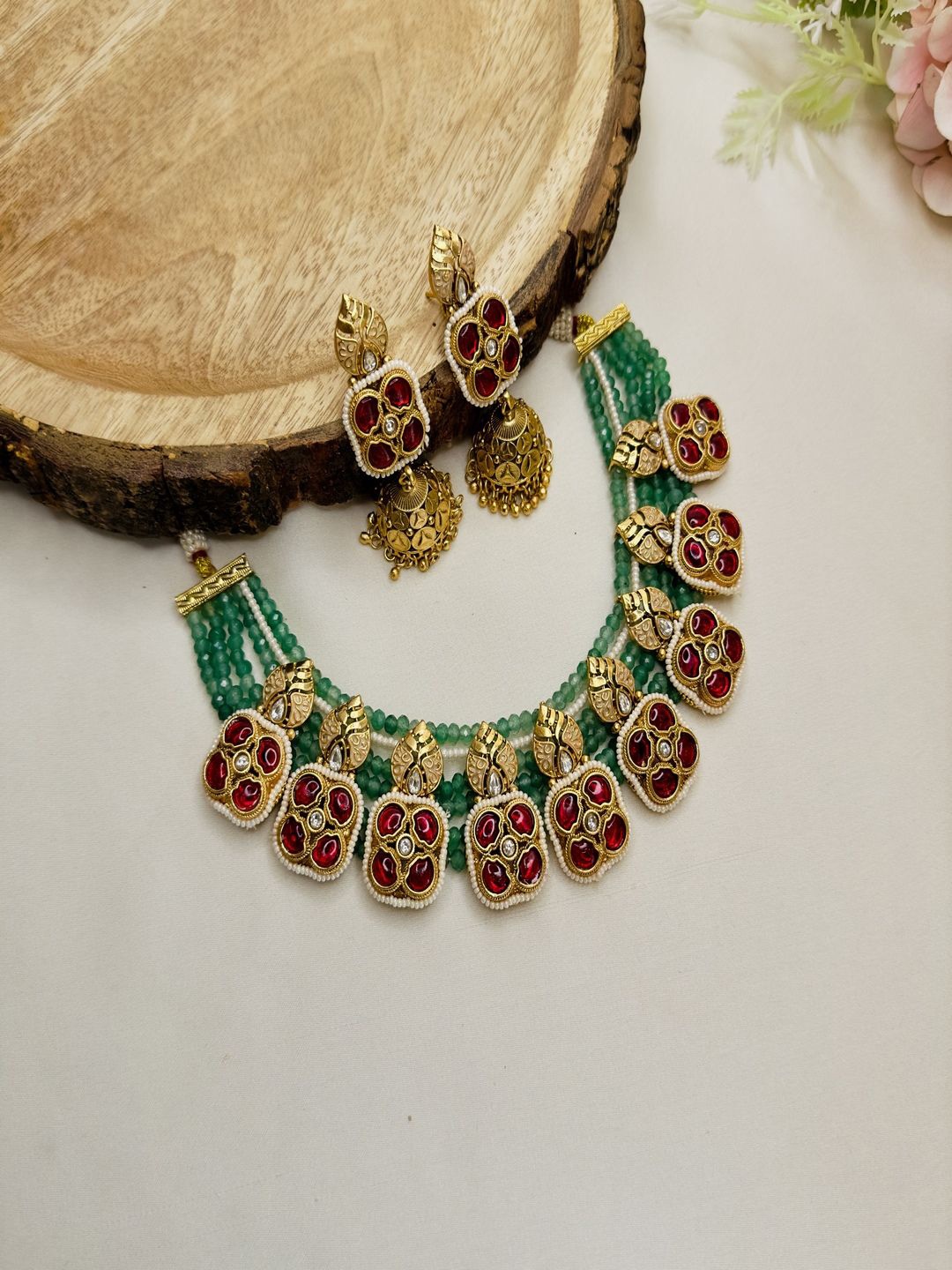 

Stridhan Nine Pendant Rajwadi Necklace Set, Gold