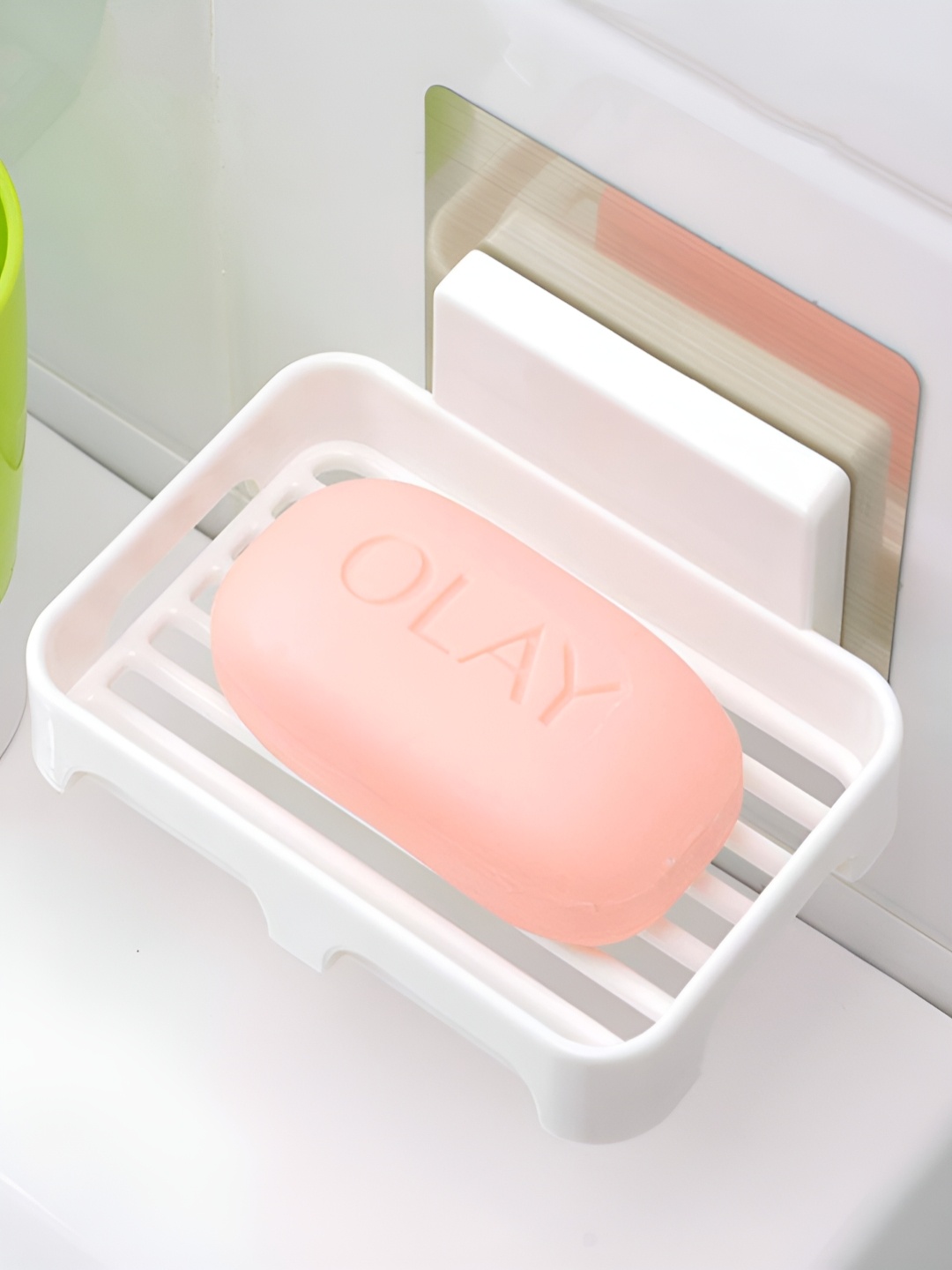 

HOKIPO White Solid Plastic Soap Dish