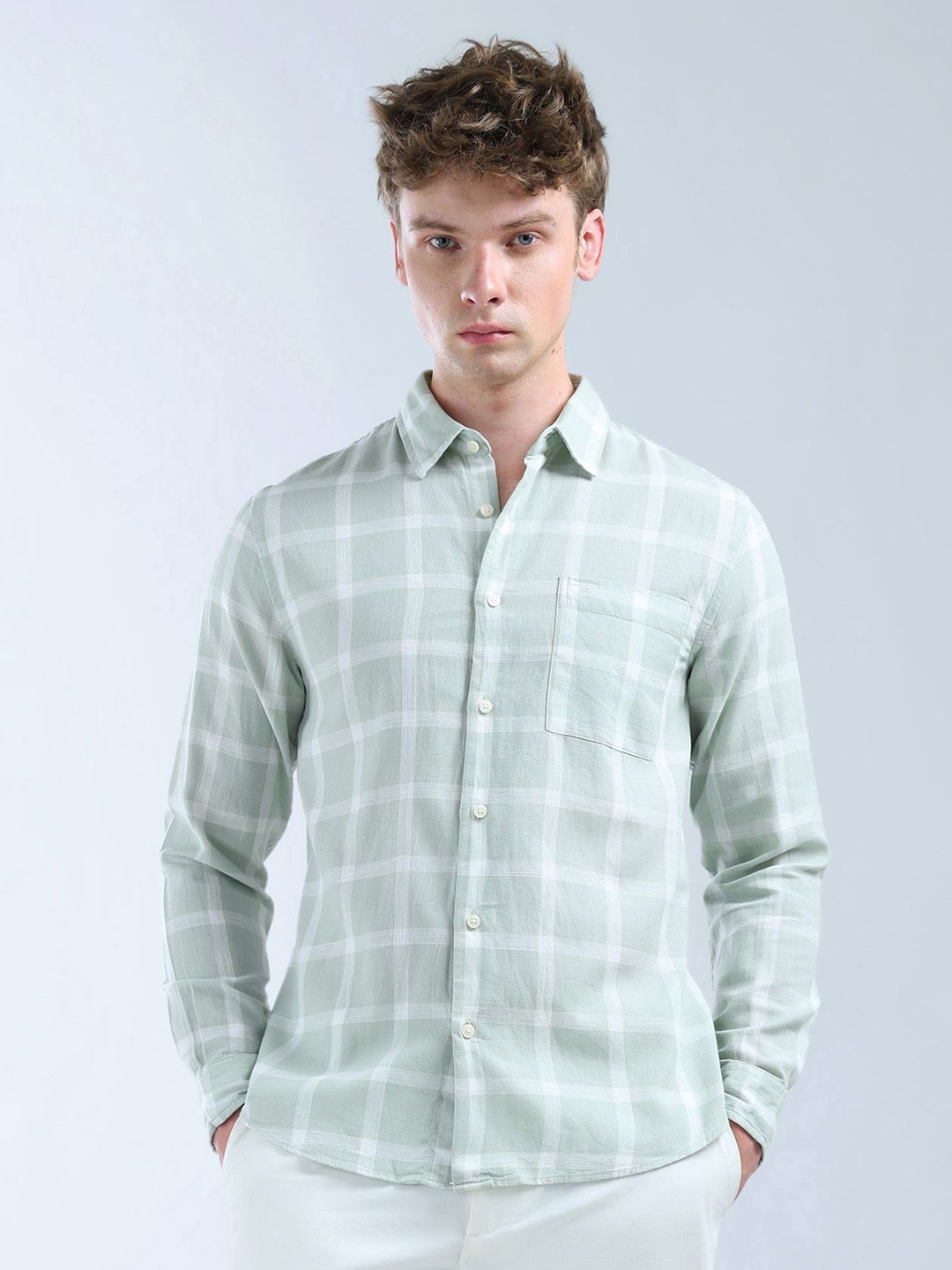 

Flying Machine Men Classic Fit Spread Collar Windowpane Checked Cotton Casual Shirt, Green