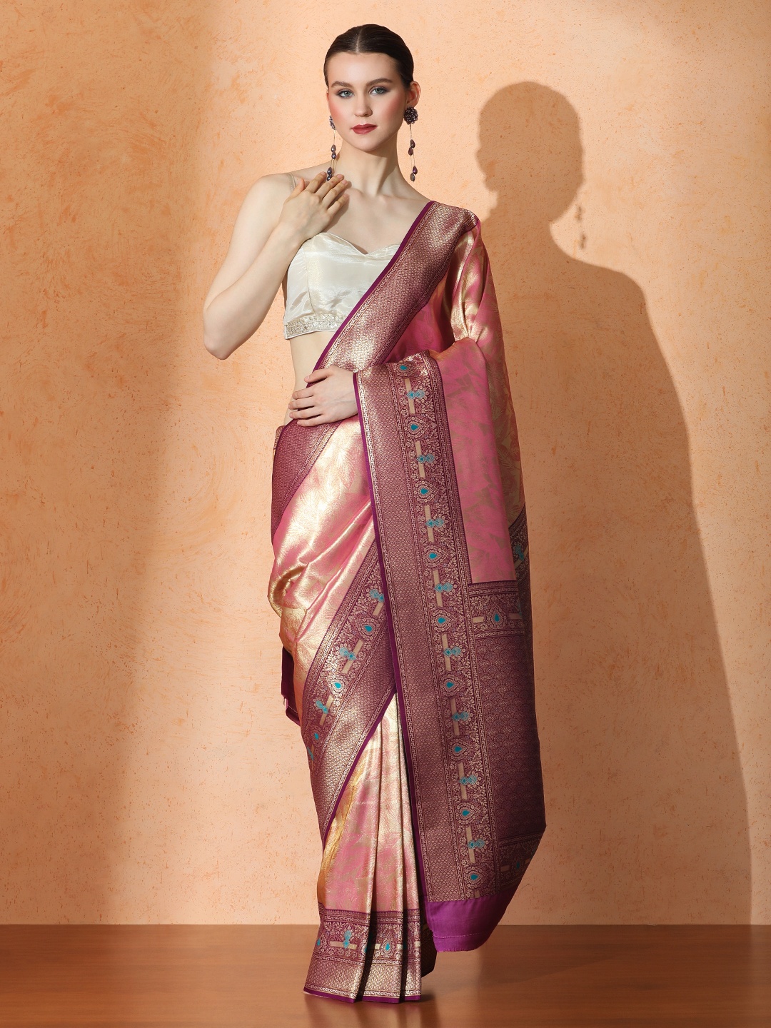 

SARHA Woven Design Zari Pure Silk Kanjeevaram Saree, Pink