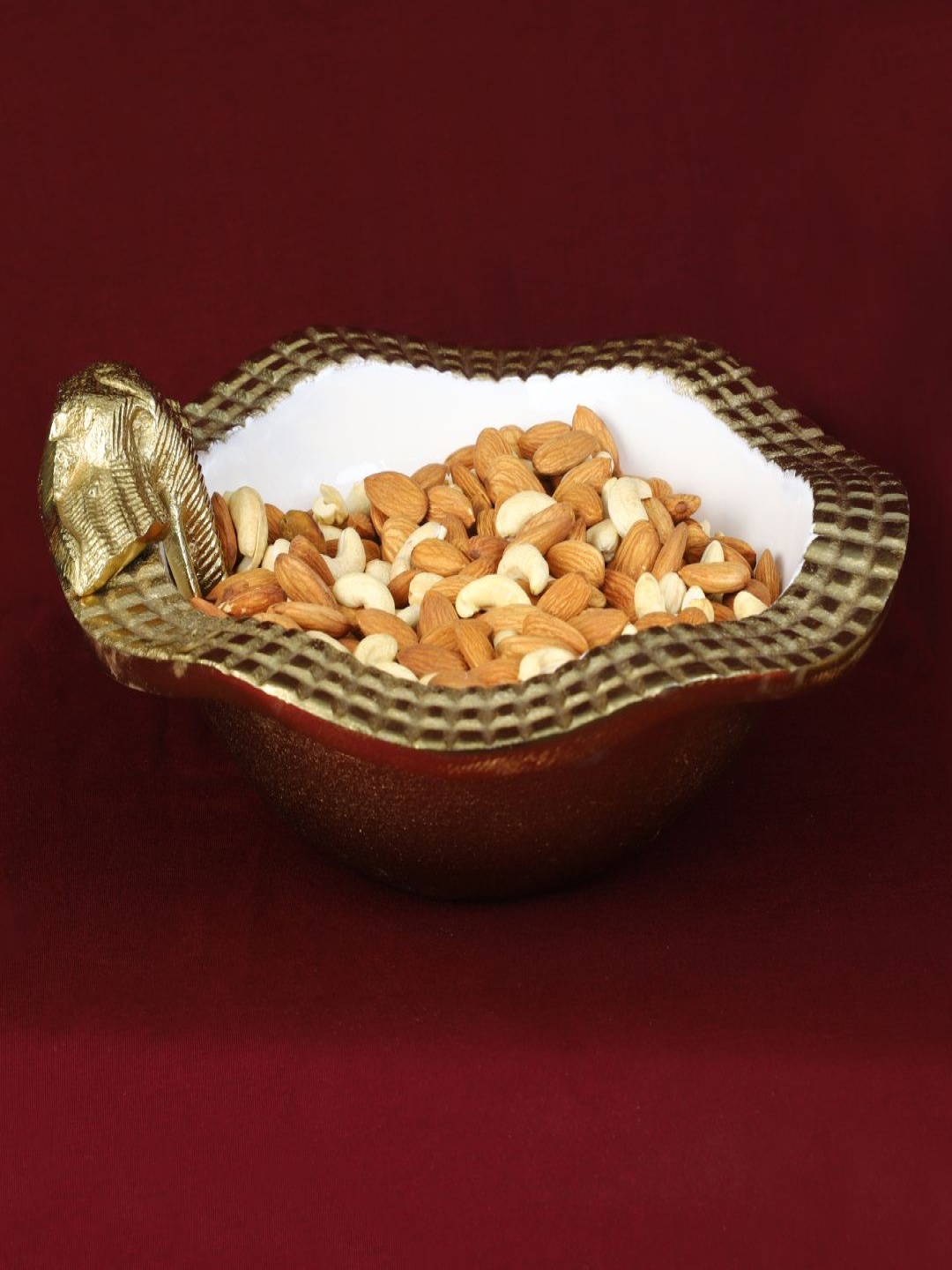 

THE HOME CO. Gold-Toned Textured Brass Easy to Clean Serving Bowl