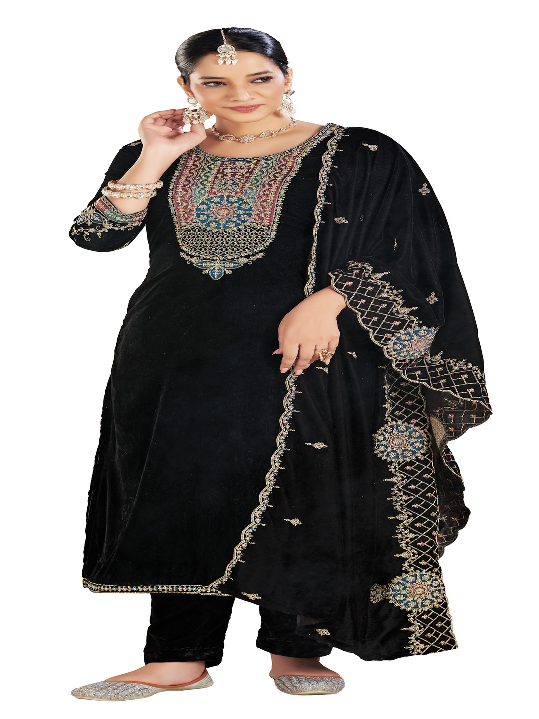 

DRAVINAM Trends Floral Embroidered Zari Velvet Unstitched Dress Material, Black