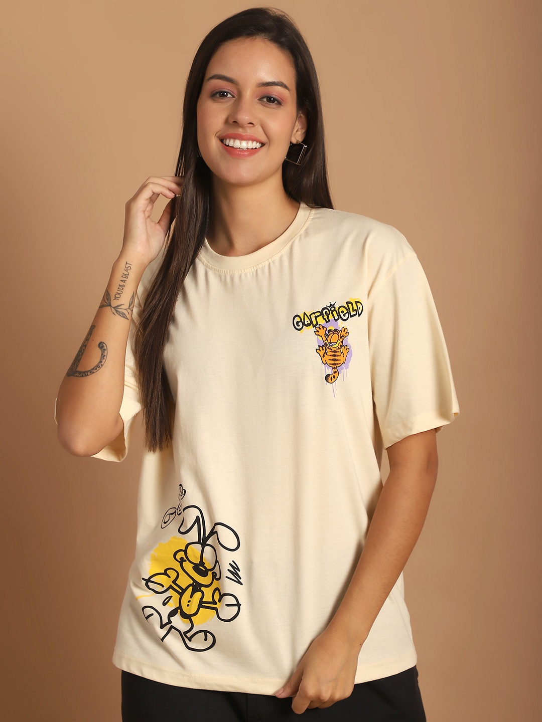 

Dreambe Women Garfield Graphic Printed Round Neck Cotton Oversized T-shirt, Cream