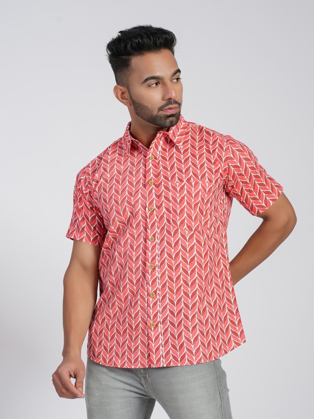 

Cotton Curio Men Comfort Fit Spread Collar Floral Printed Cotton Casual Shirt, Red