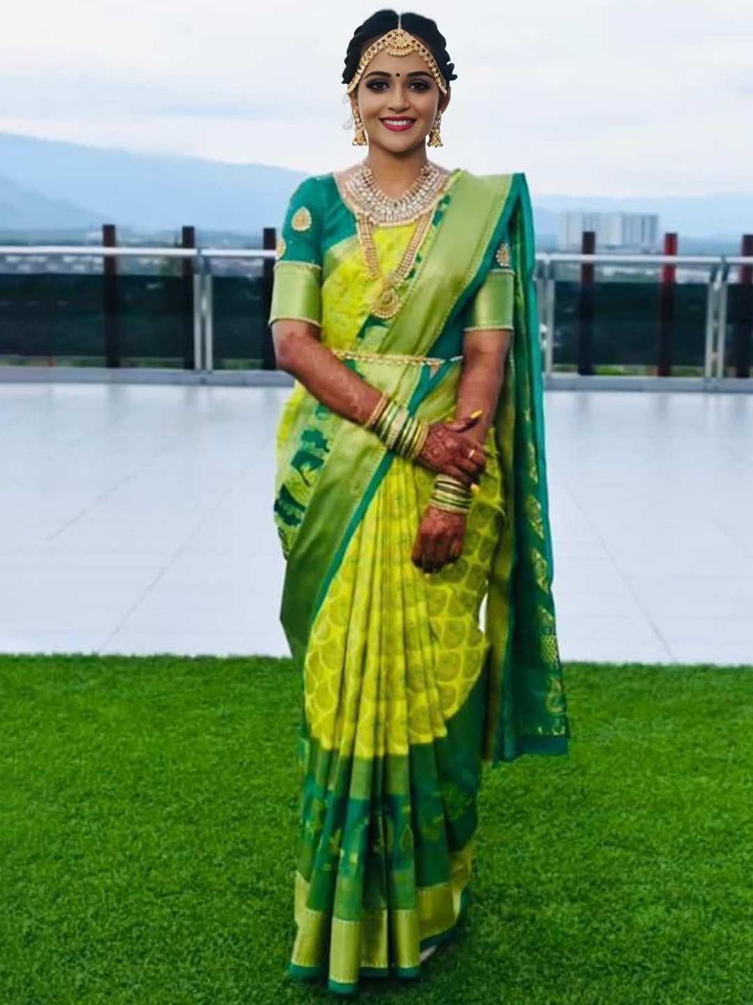 

bansari textiles Woven Design Zari Banarasi Saree, Green
