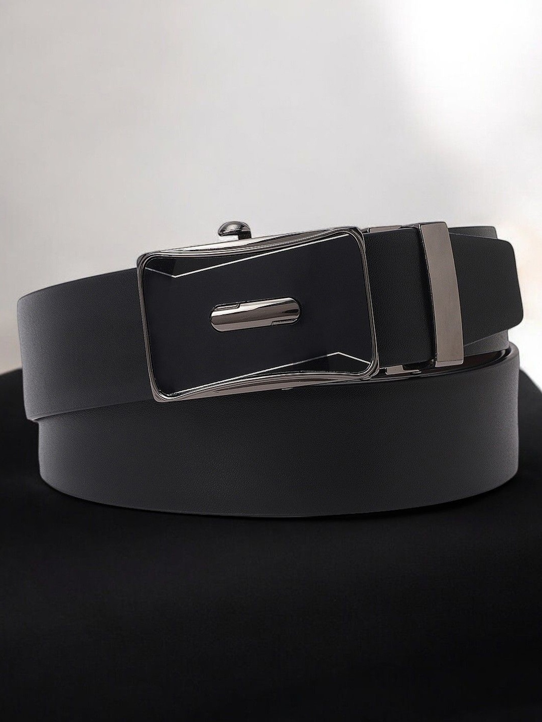

Provogue Men Reversible Formal Belt, Black