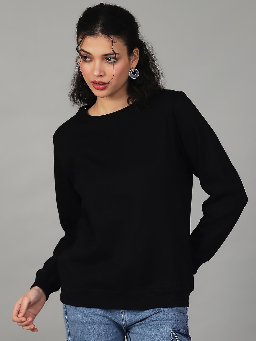 

UnaOne Women Round Neck Sweatshirt, Black