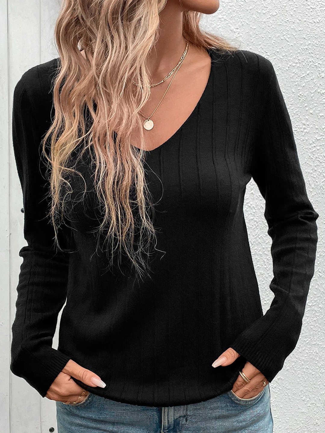 

StyleCast x Revolte Ribbed V Neck Long Sleeves Regular Top, Black