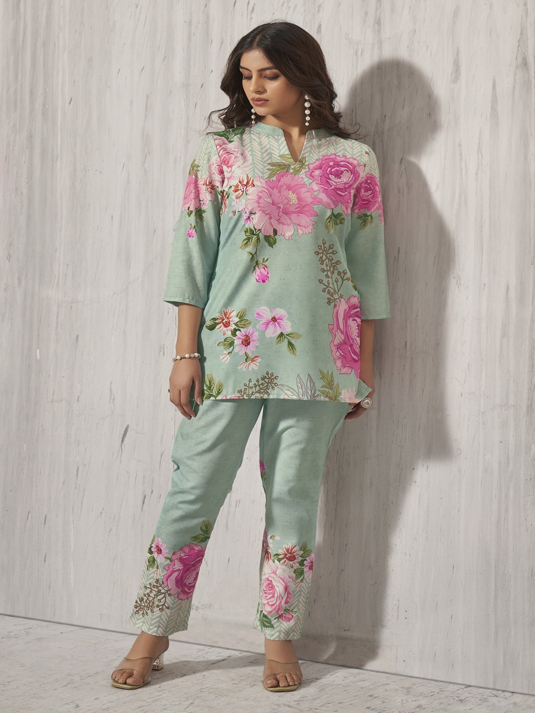 

Anouk Green And Pink Floral Printed Mandarin CollarTop With Trouser