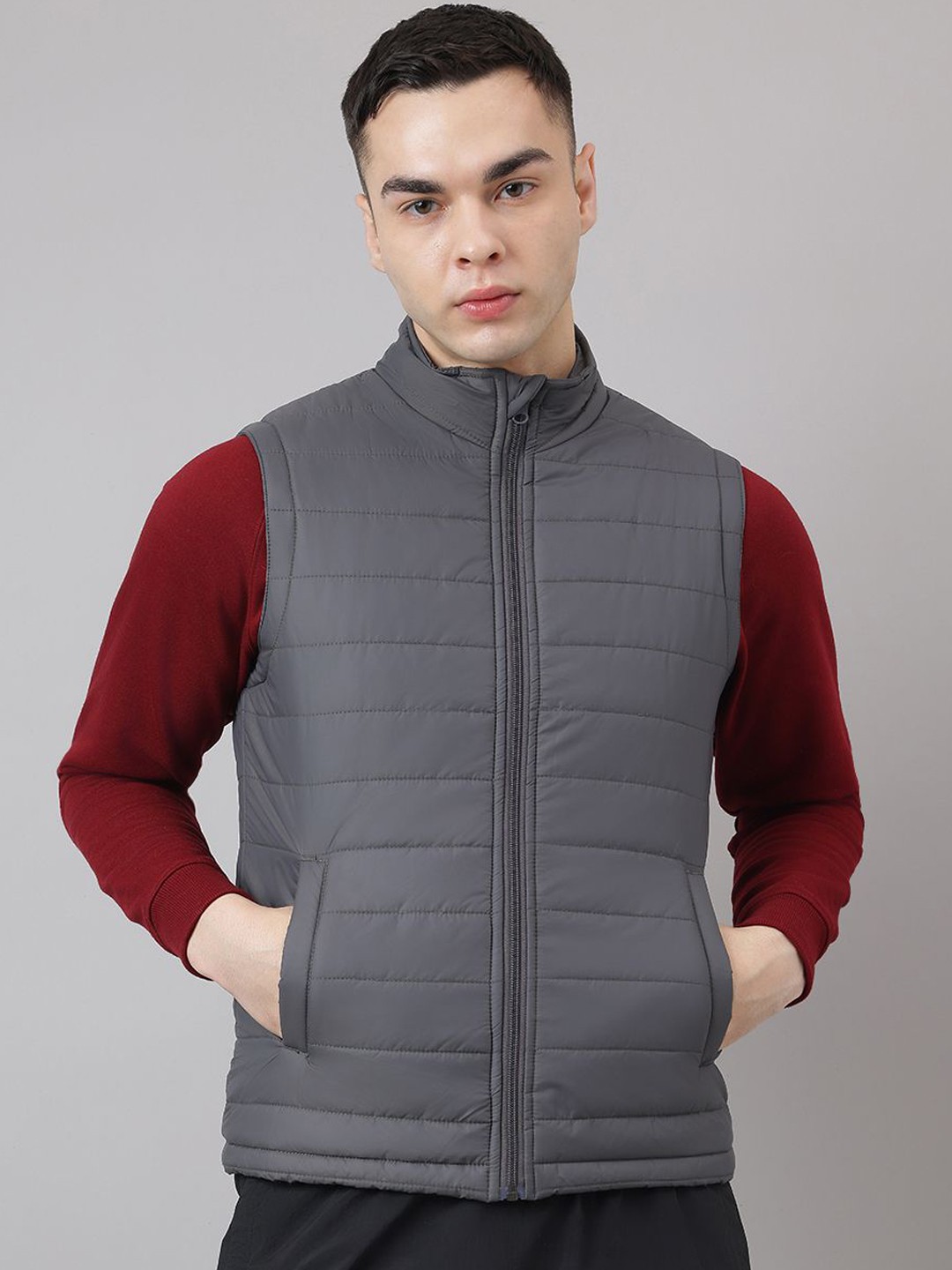 

Richlook Men Striped Polycotton Outdoor Padded Jacket, Grey