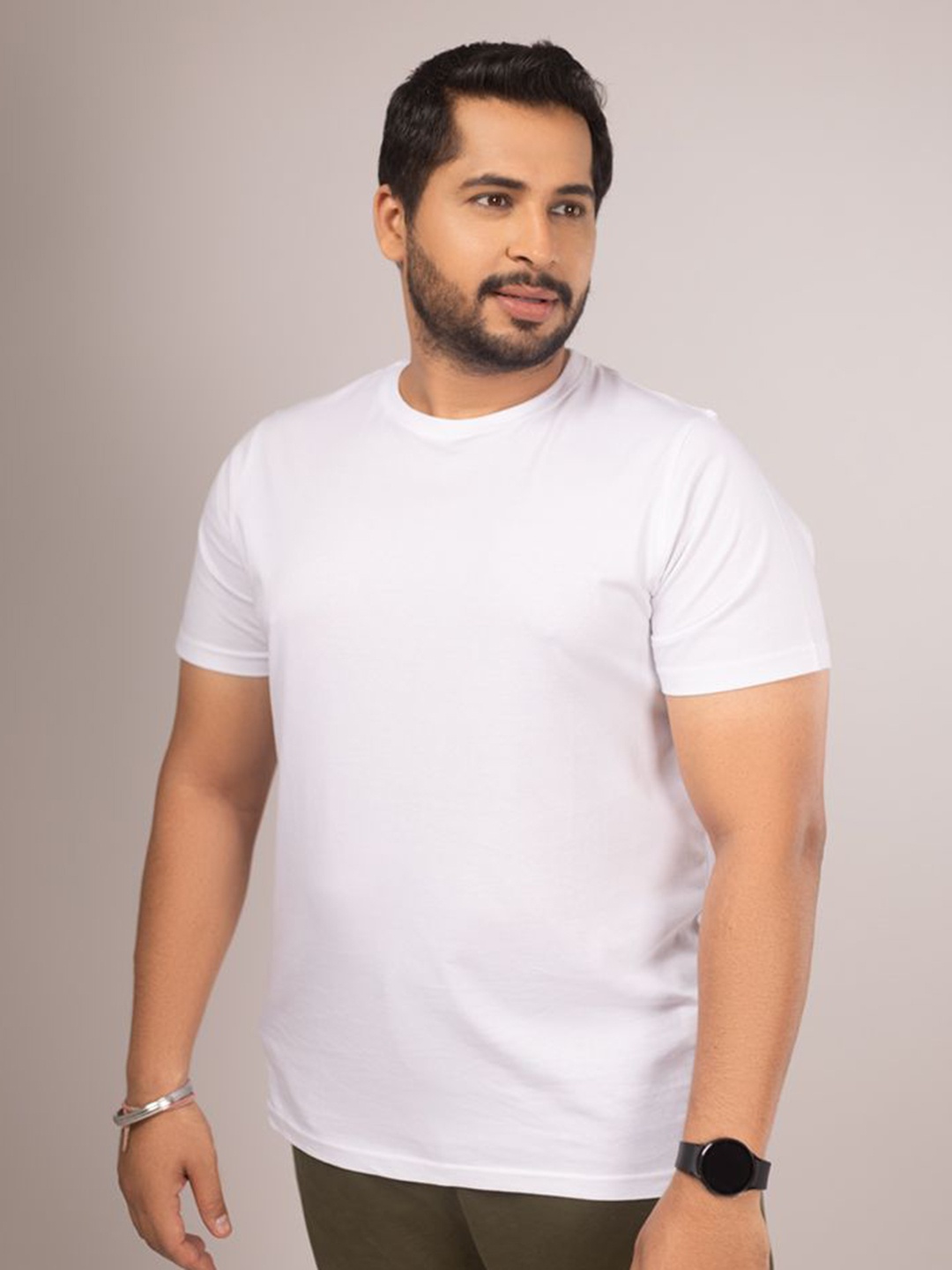 

Sizeupp Men Printed Pockets T-shirt, White