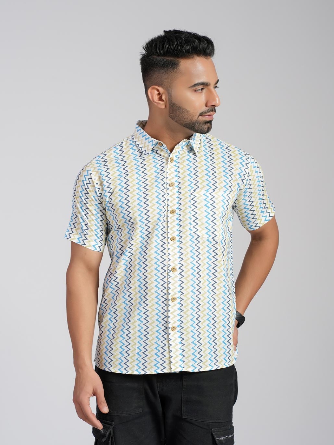 

Cotton Curio Men Comfort Opaque Printed Casual Shirt, Blue