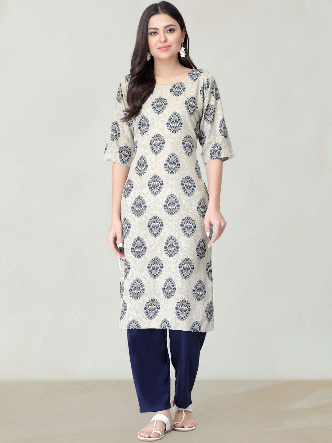 

Moda Rapido Floral Printed Round Neck Straight Kurta, Grey