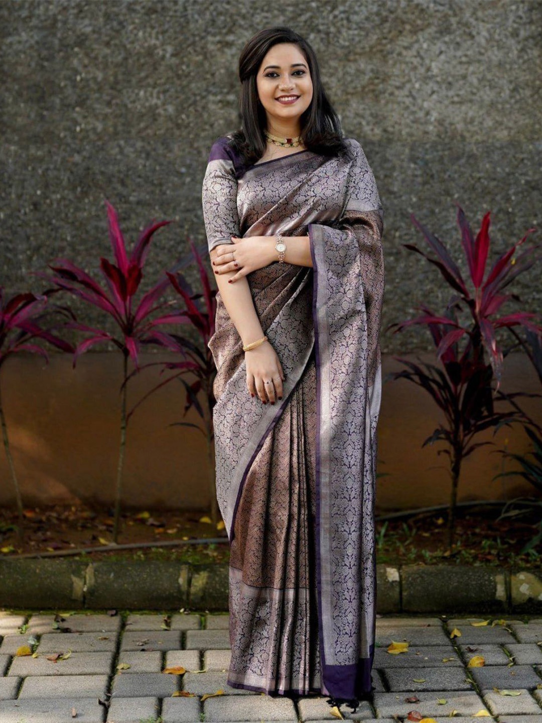 

bansari textiles Woven Design Kanjeevaram Saree, Purple