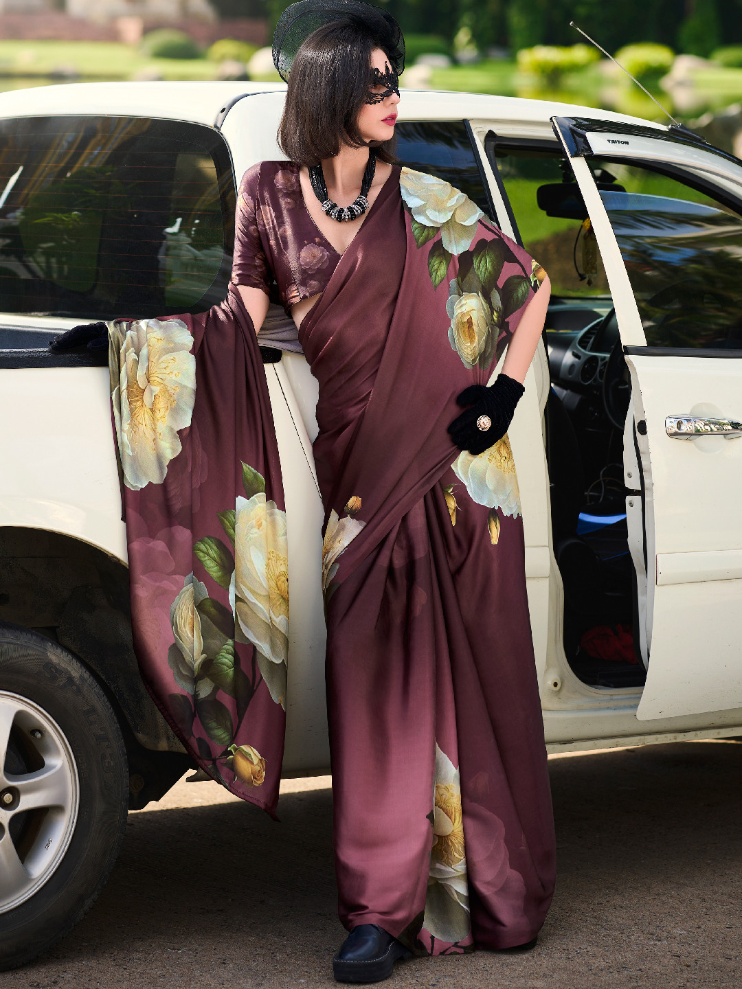 

Panzora Floral Printed Satin Saree, Brown