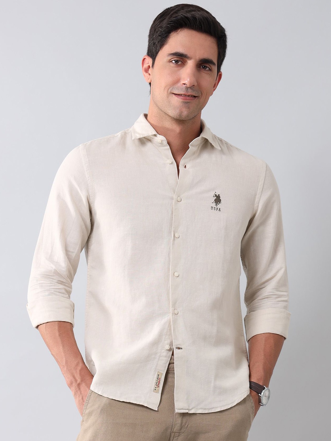 

U.S. Polo Assn. Denim Co. Men Classic Fit Spread Collar Solid Linen Casual Shirt, Beige