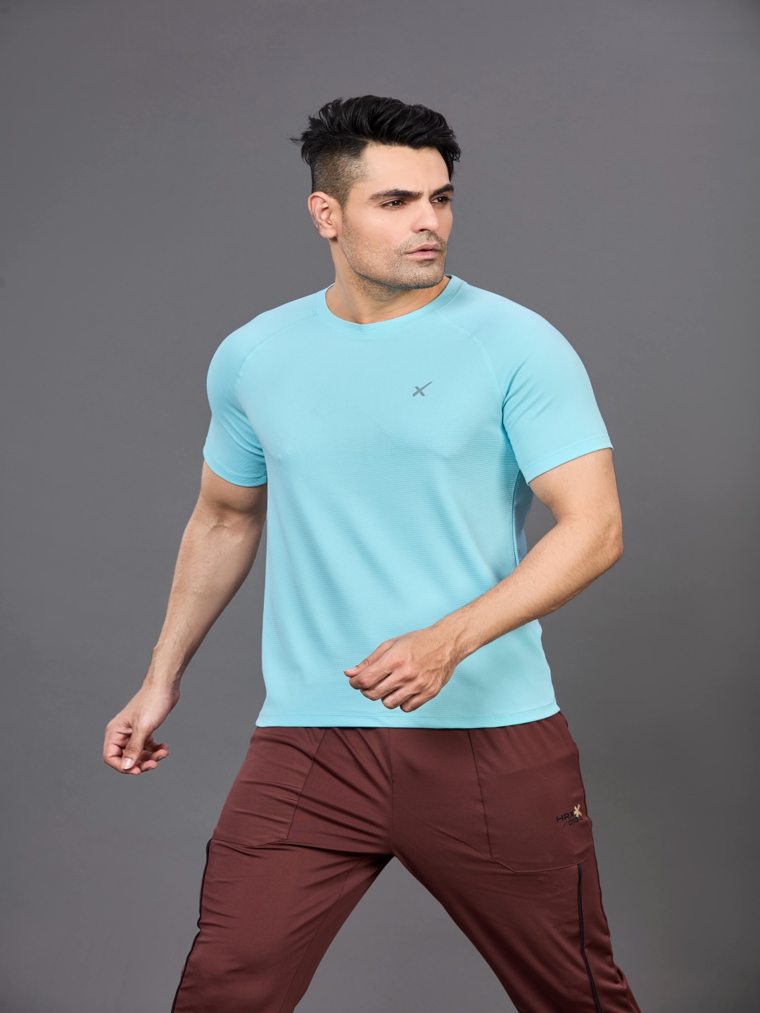 

HRX by Hrithik Roshan Men Solid Round Neck T-shirt, Turquoise blue