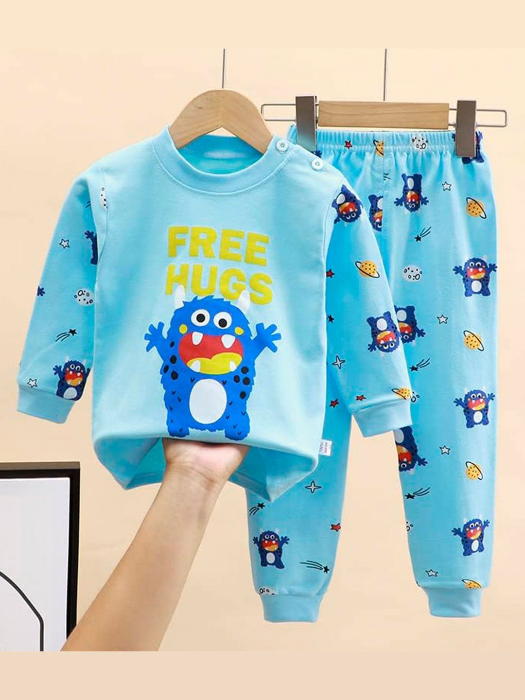 

Bold N Elegant Kids Printed Long Sleeves Pure Cotton Sweatshirt And Joggers, Blue