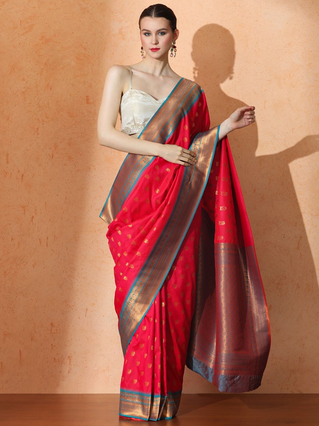 

SARHA Woven Design Kanjeevaram Saree, Red