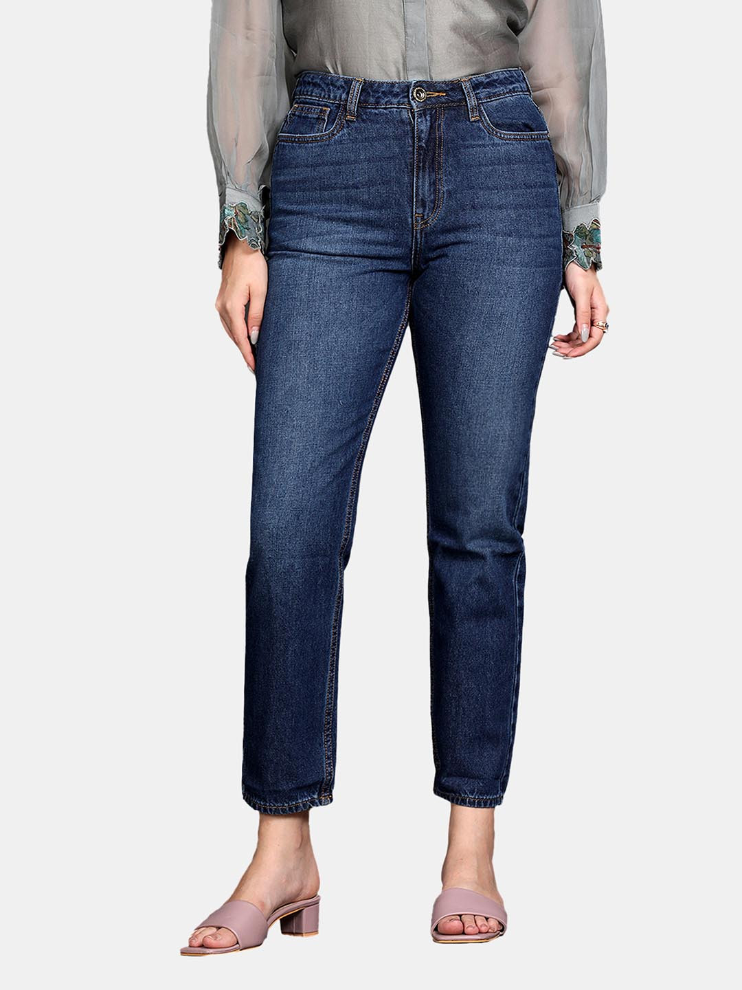 

Llak Jeans Women Boyfriend Fit Low Distress Light Fade Jeans, Blue
