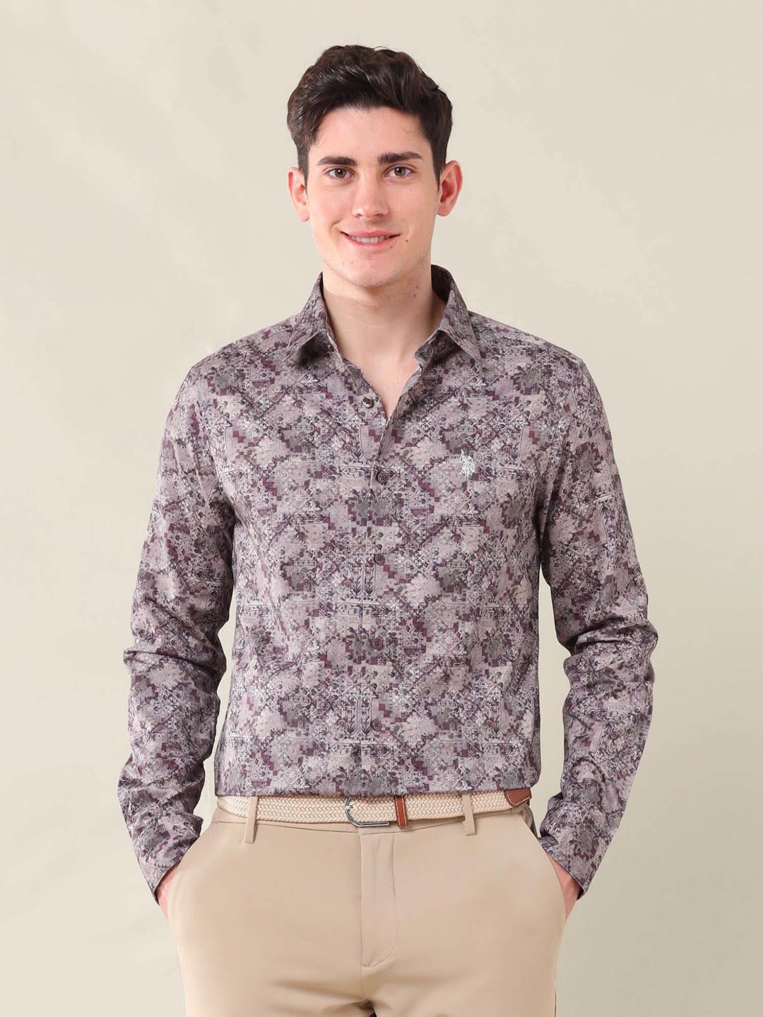 

U.S. Polo Assn. Men Classic Fit Spread Collar Floral Printed Cotton Casual Shirt, Grey