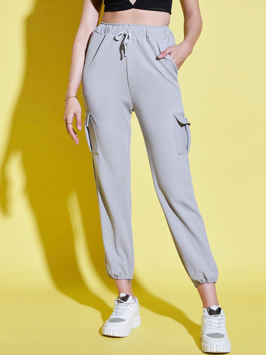 

BUY NEW TREND Women Relaxed High-Rise Joggers, Grey