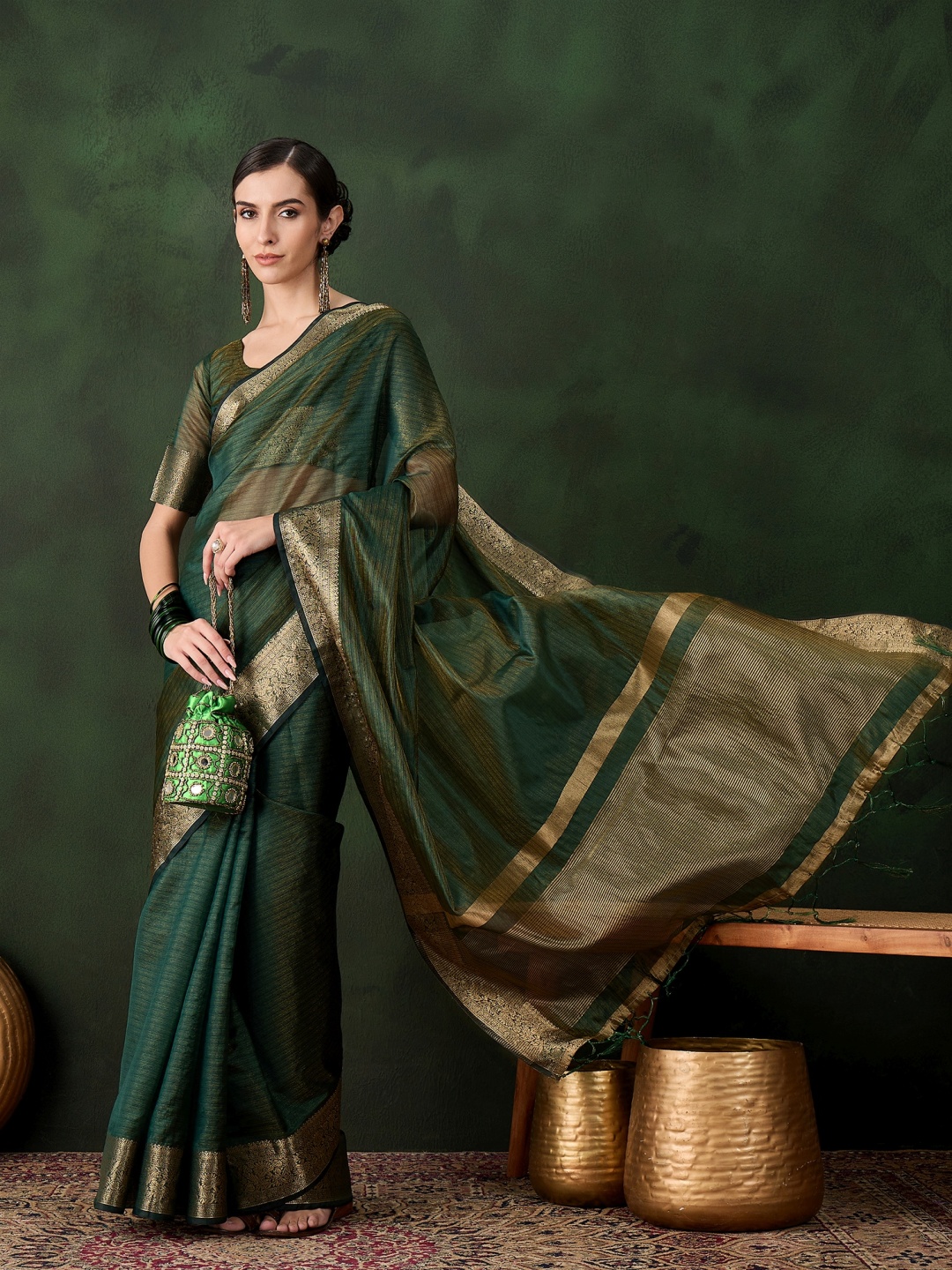 

DEVATITHI Woven Design Zari Organza Saree, Green