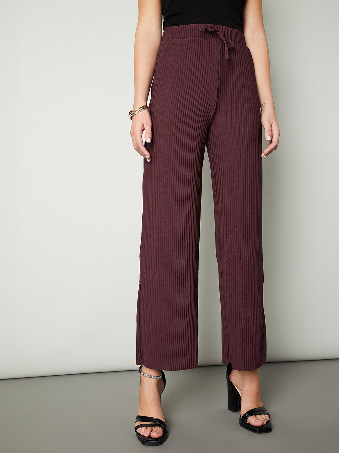 

max Women Regular Fit Parallel Trousers, Red