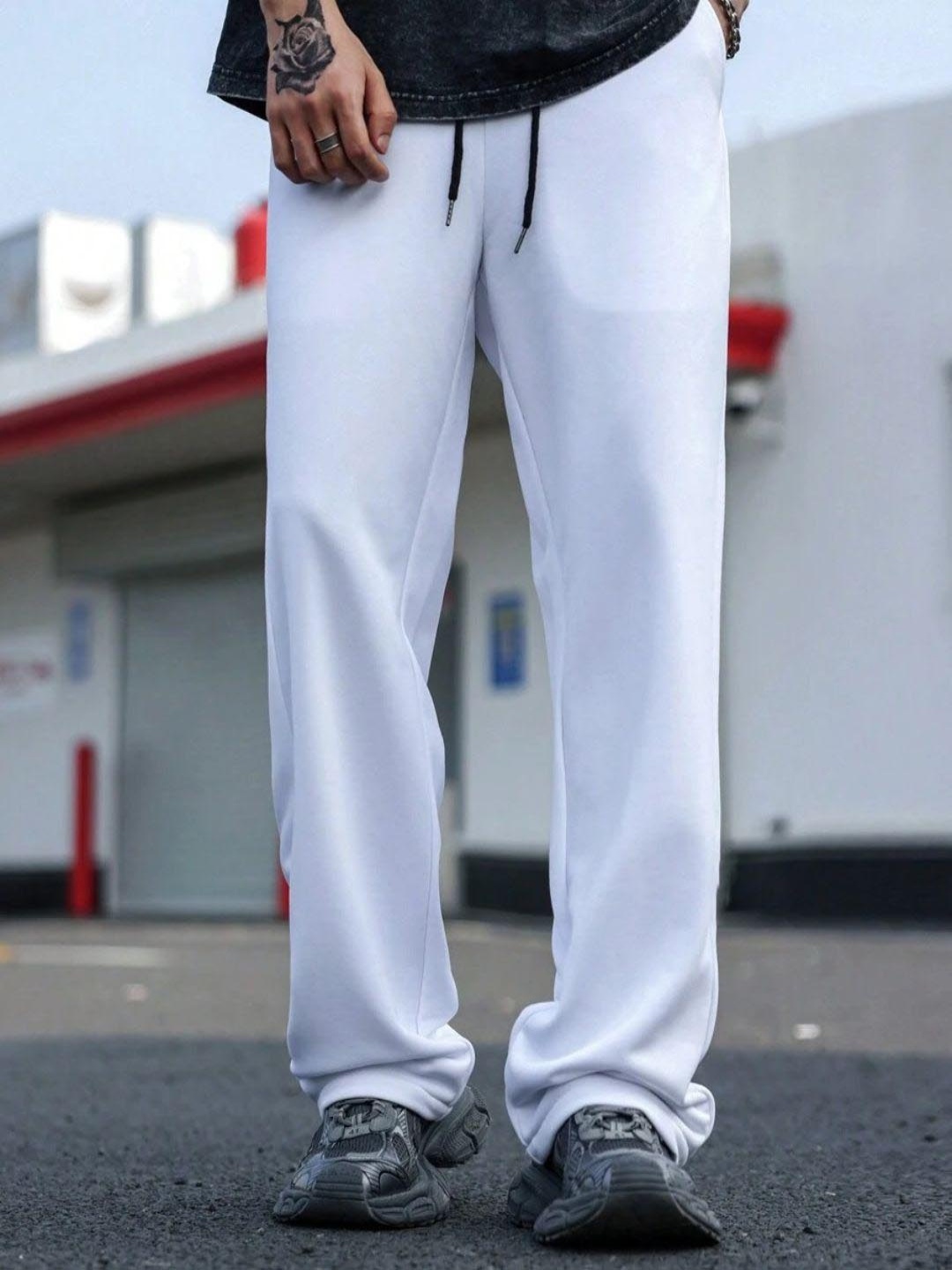 

FLYNOFF Men Relaxed Straight Fit Easy Wash Mid - Rise Trousers, White