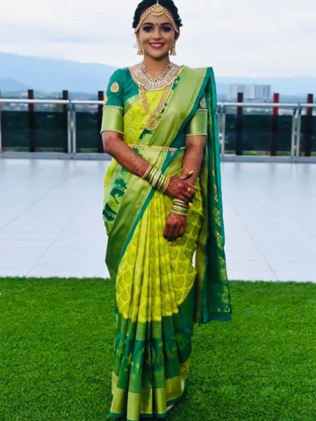 

bansari textiles Woven Design Zari Kanjeevaram Saree, Green