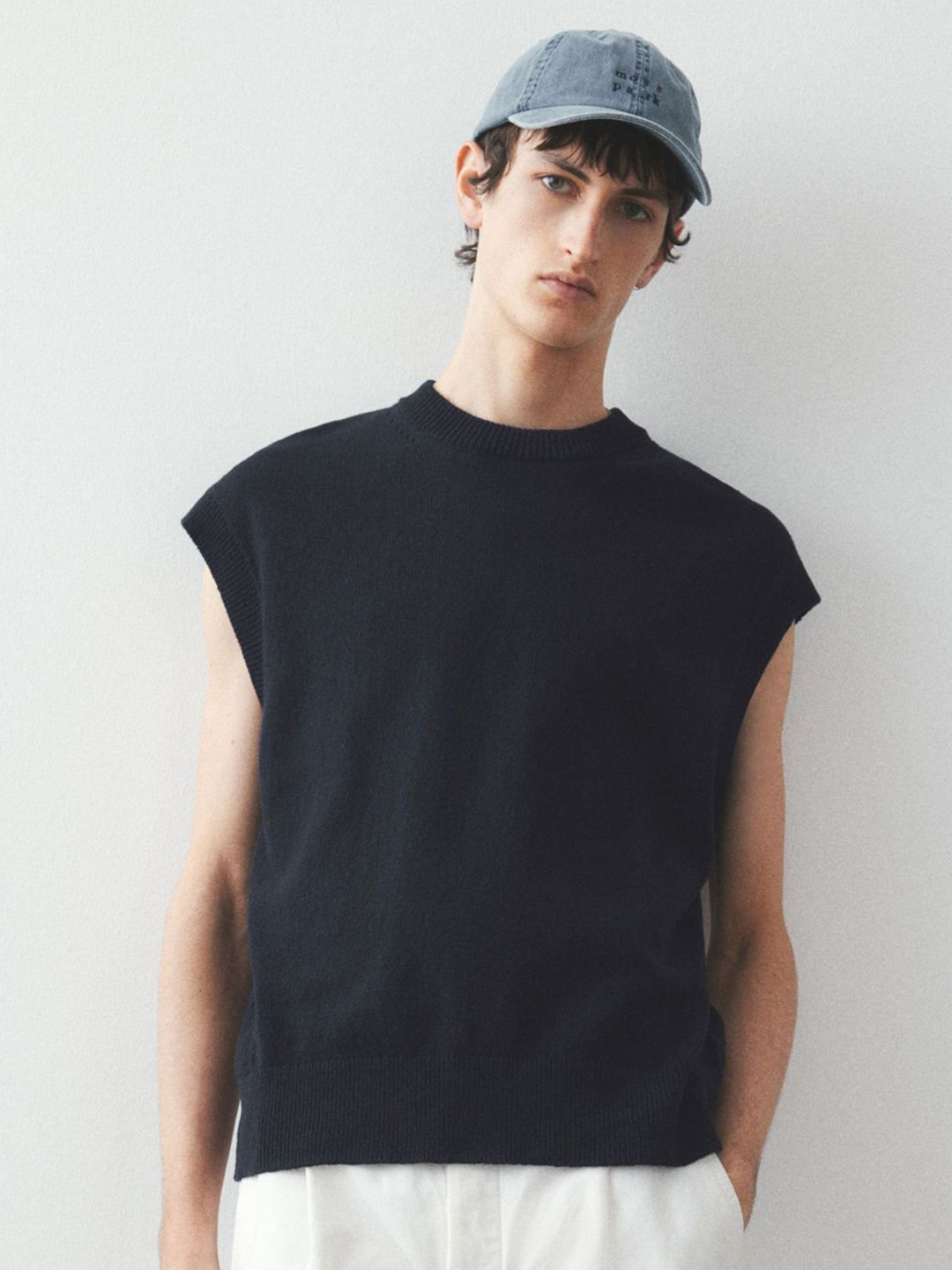 

H&M Regular Fit Sweater Vest, Blue