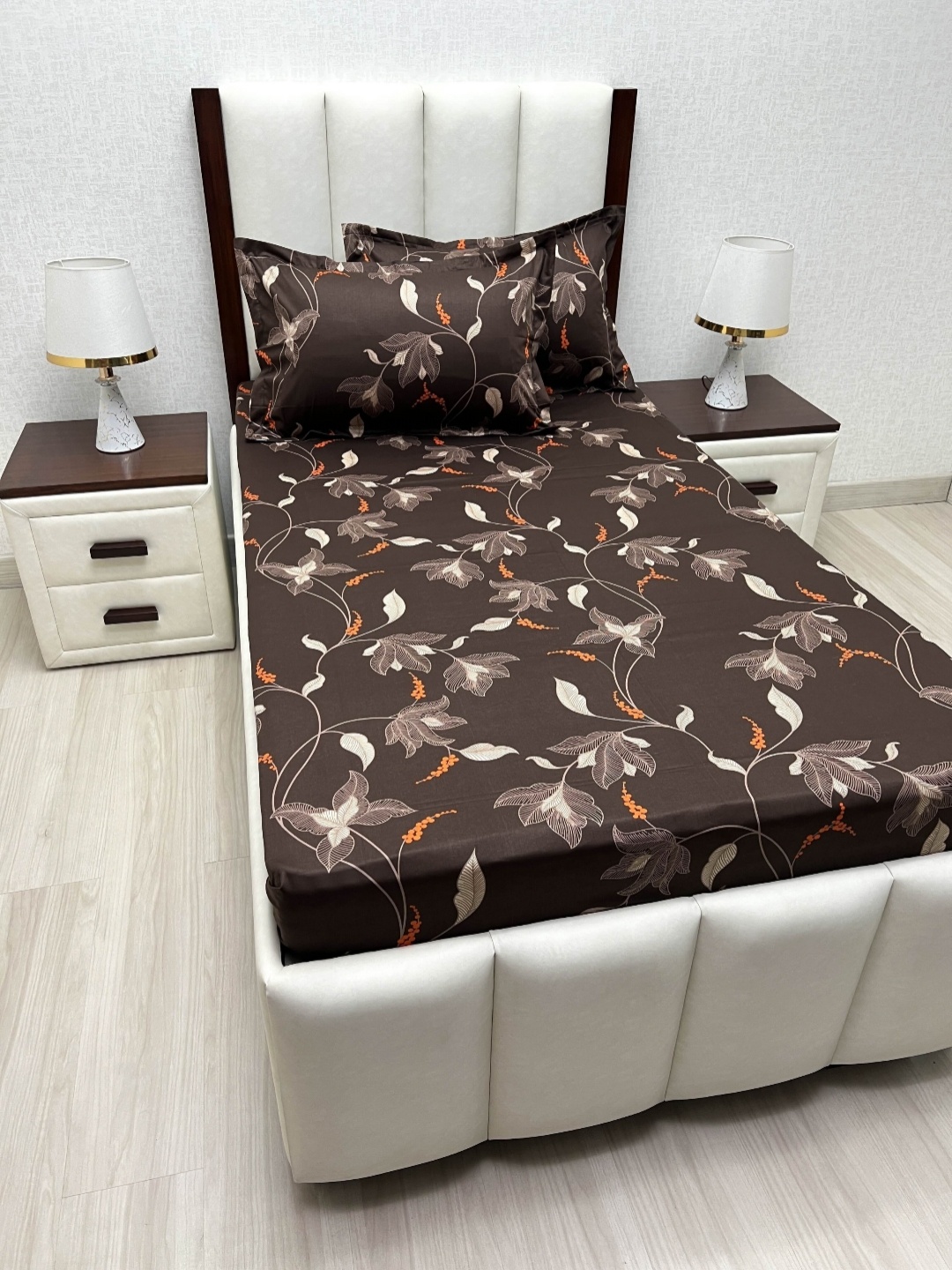 

Pure Decor Lounge Fur Brown Printed Pure Cotton 330 TC Single Bedsheet Set 1.73 x 2.36 m