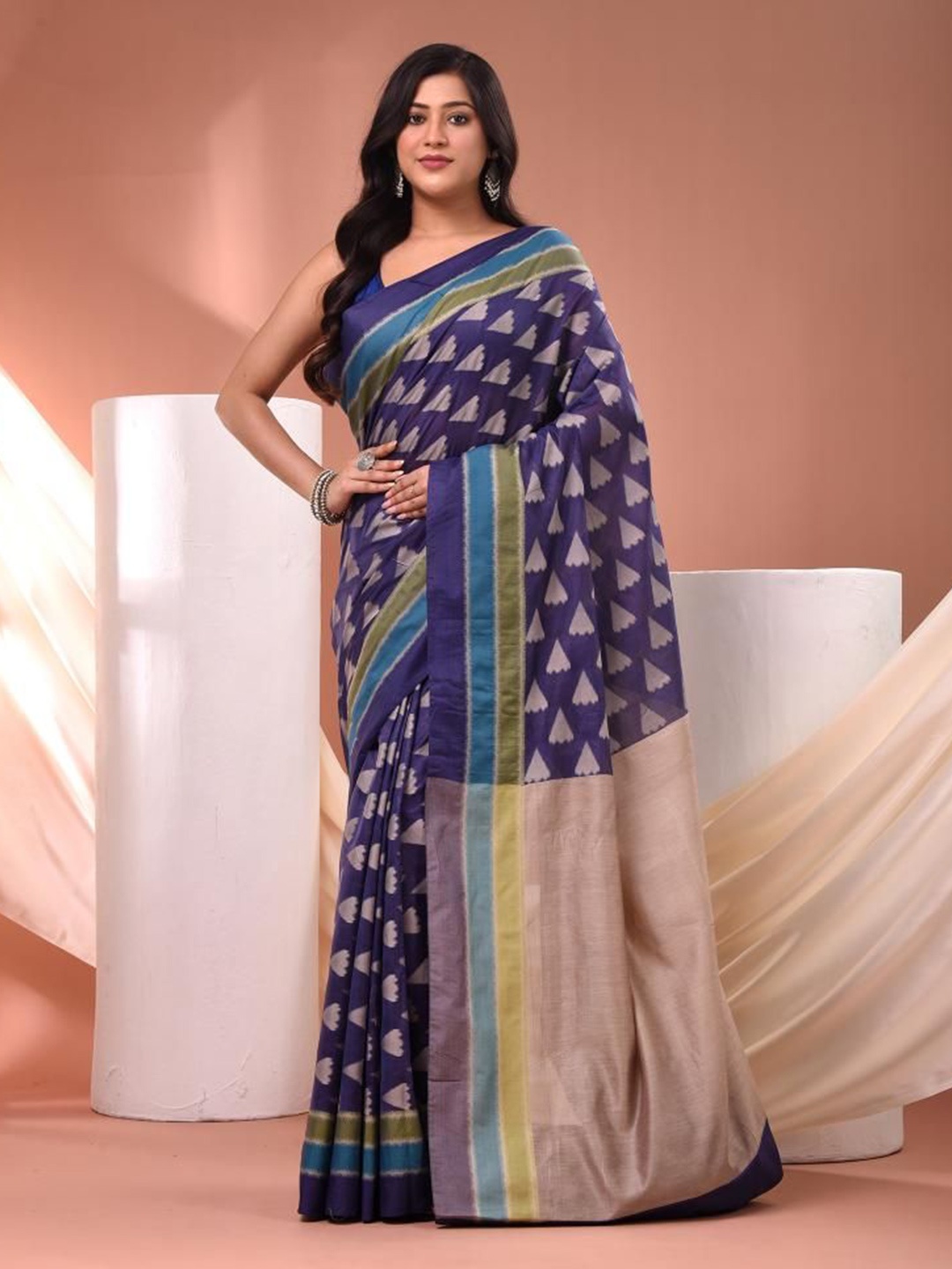 

VIBHAVARI Ethnic Motifs Pure Cotton Saree, Blue