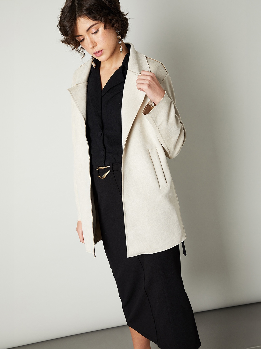 

max Women Colourblocked Polyester Longline Tailored Jacket with Embroidered, White