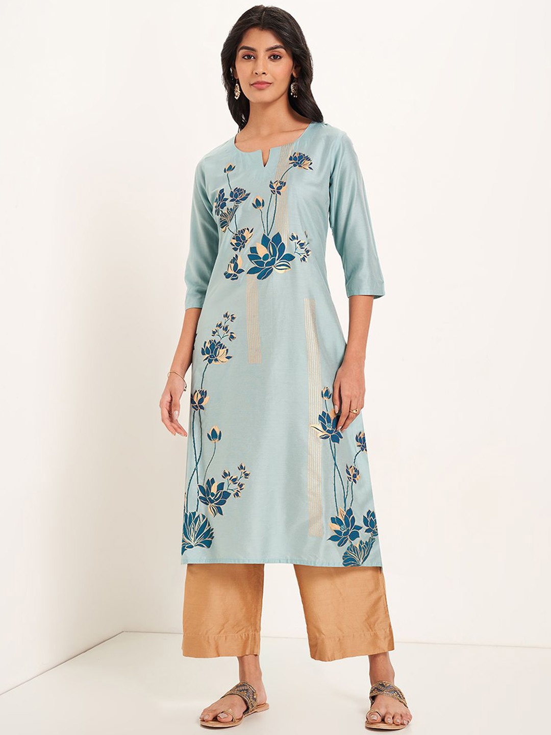

RANGMANCH BY PANTALOONS Floral Printed Notch Neck Straight Kurtas, Turquoise blue