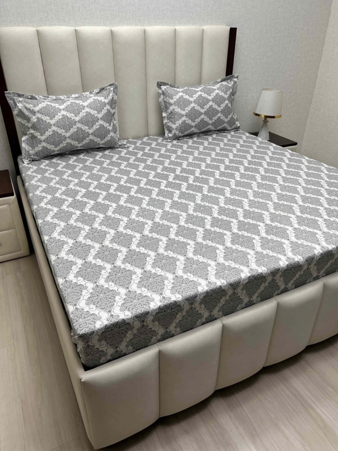 

Pure Decor Royal Passion Grey Printed Cotton 250 TC Queen Bedsheet Set 2.28 m x 2.54 m