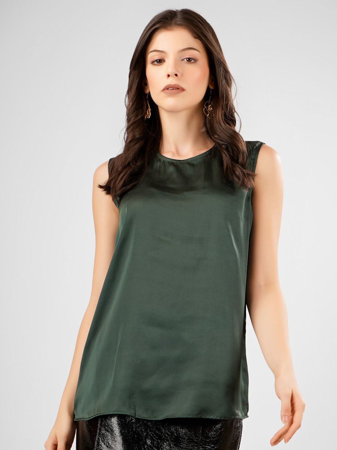 

Sukshat Keyhole Neck Satin Top, Green