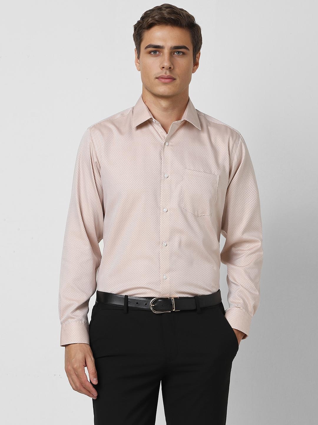 

Van Heusen Men Spread Collar Geometric Printed Cotton Formal Shirt, Beige