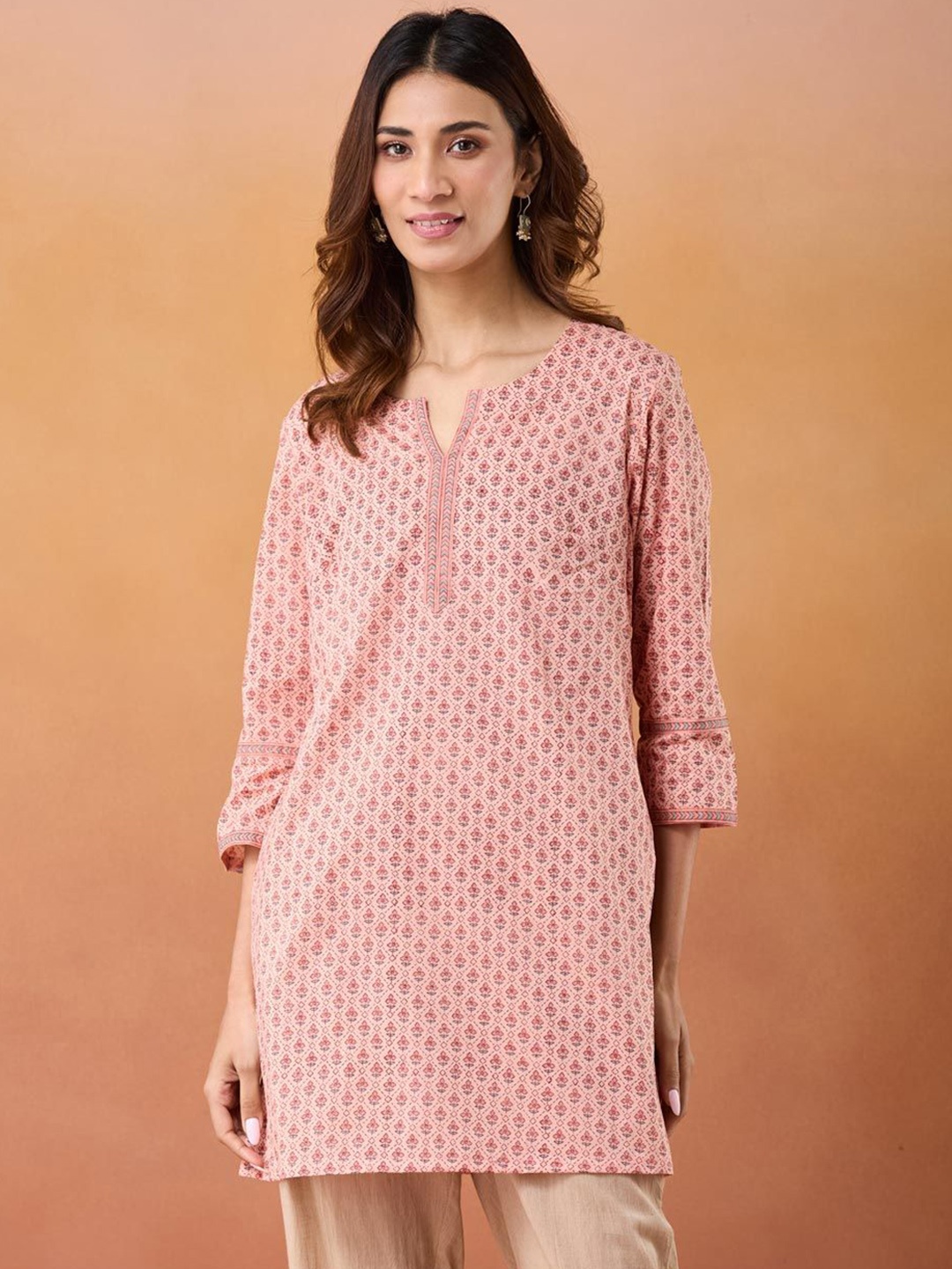 

Fabindia Floral Printed Notch Neck Hand Block Cotton Straight Kurta, Pink