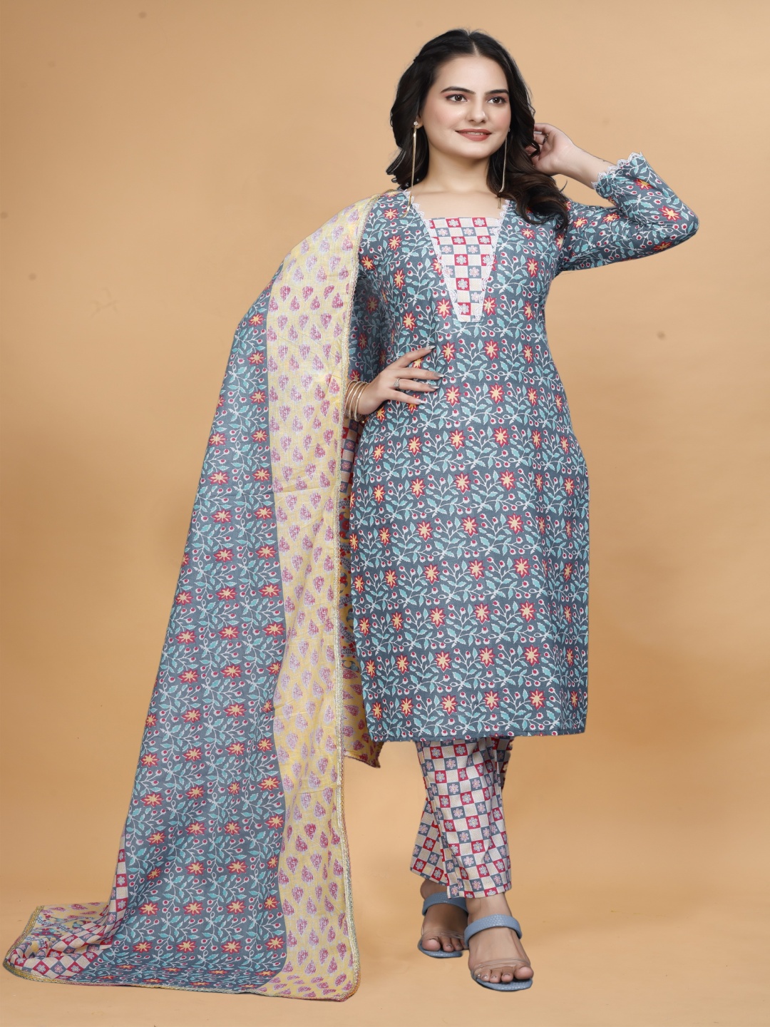 

Ekta Textiles Women Floral Printed Regular Pure Cotton Kurti with Pyjamas & With Dupatta, Grey