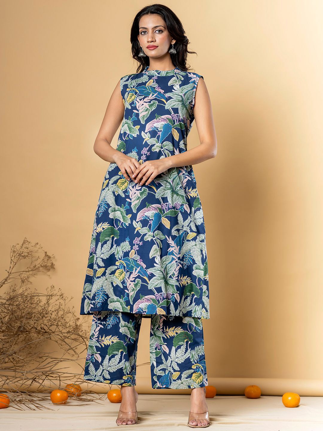 

Readiprint Floral Printed Regular Pure Cotton Kurta with Palazzos, Blue