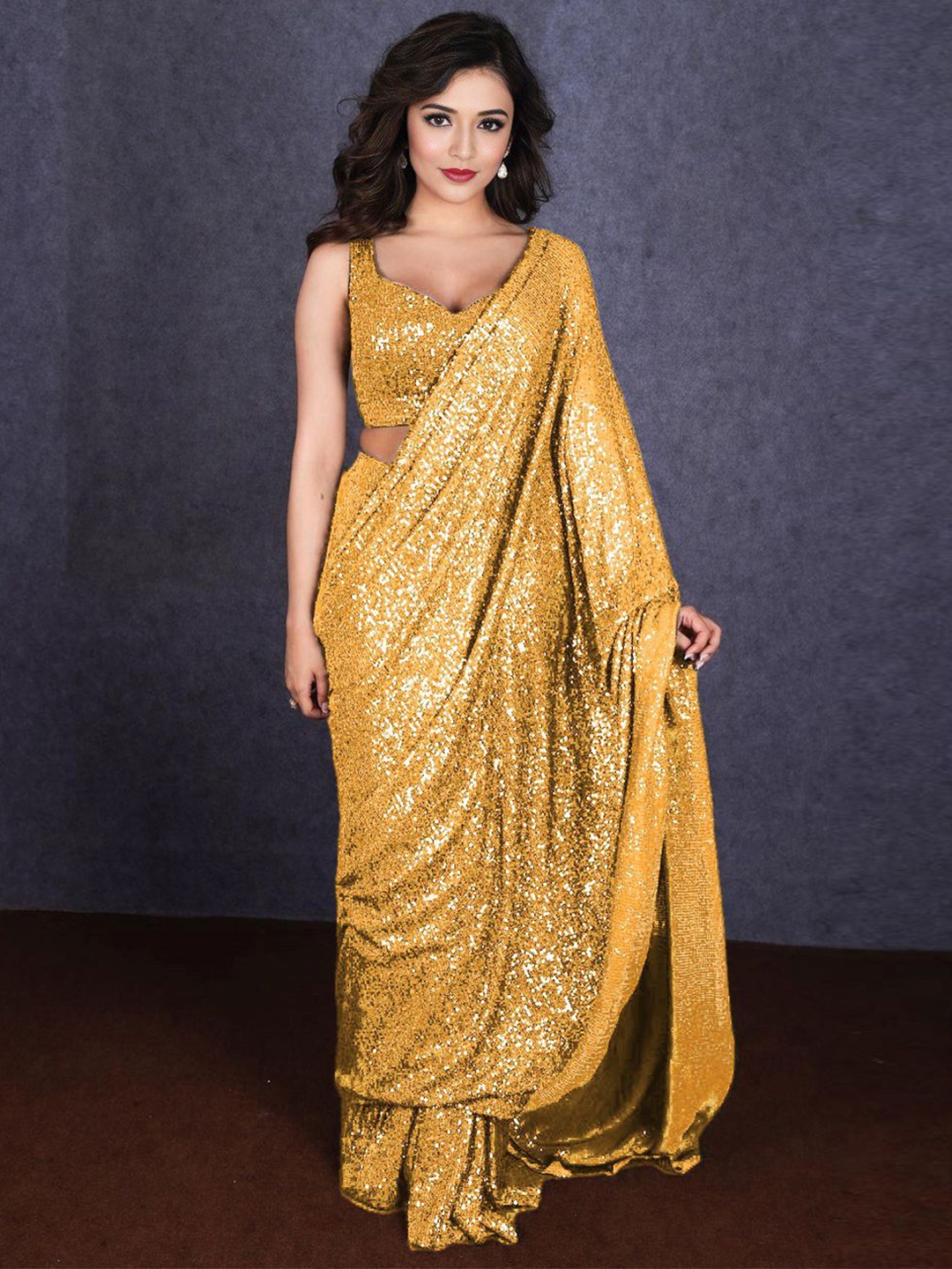 

ANJANI TEXTILE Embellished Sequinned Poly Georgette Saree, Gold